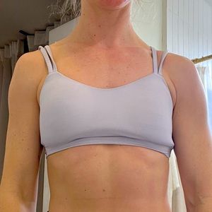 Lululemon like a cloud bra